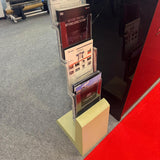 broschueren staender display