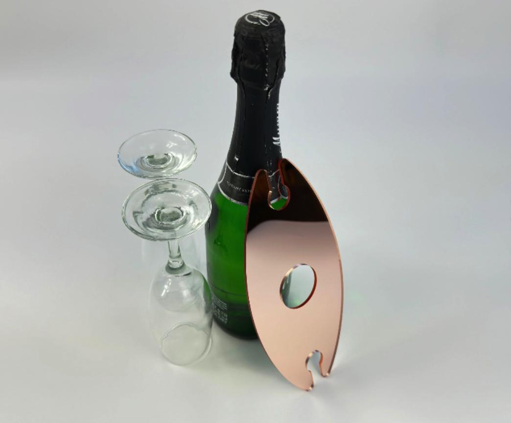 Champagnerglas-Halter aus transparentem Plexiglas – Eleganter Acrylständer für Events & Hochzeiten - Spy Werbetechnik