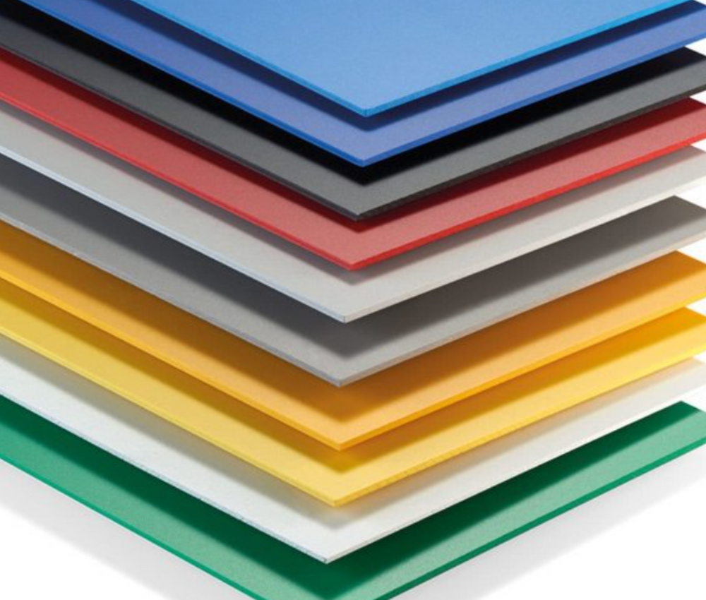 Komatex PVC Hartschaumplatte 3mm – Zuschnitt nach Maß - Spy Werbetechnik