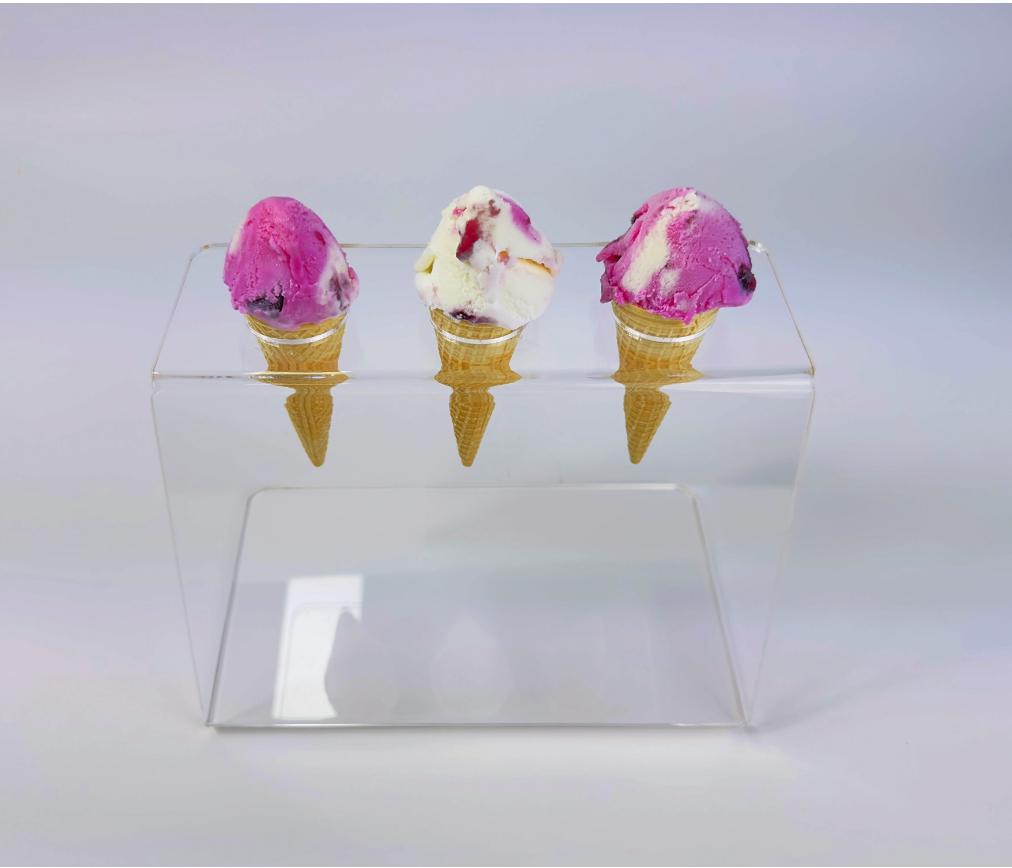 Plexiglas-Eisständer: Acryl-Display für 3 Eistüten – ideal für Partys - Spy Werbetechnik