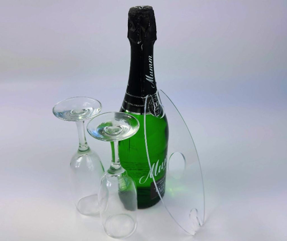 champagnerglas halter aus transparentem plexiglas eleganter acrylstander fur events hochzeiten